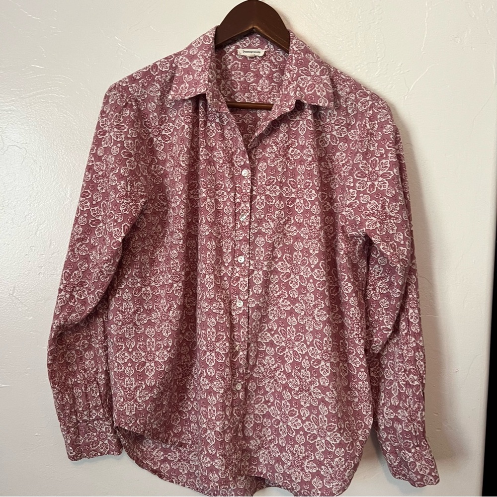Women’s dark Pink floral Mauve Button-Down Shirt - Size M